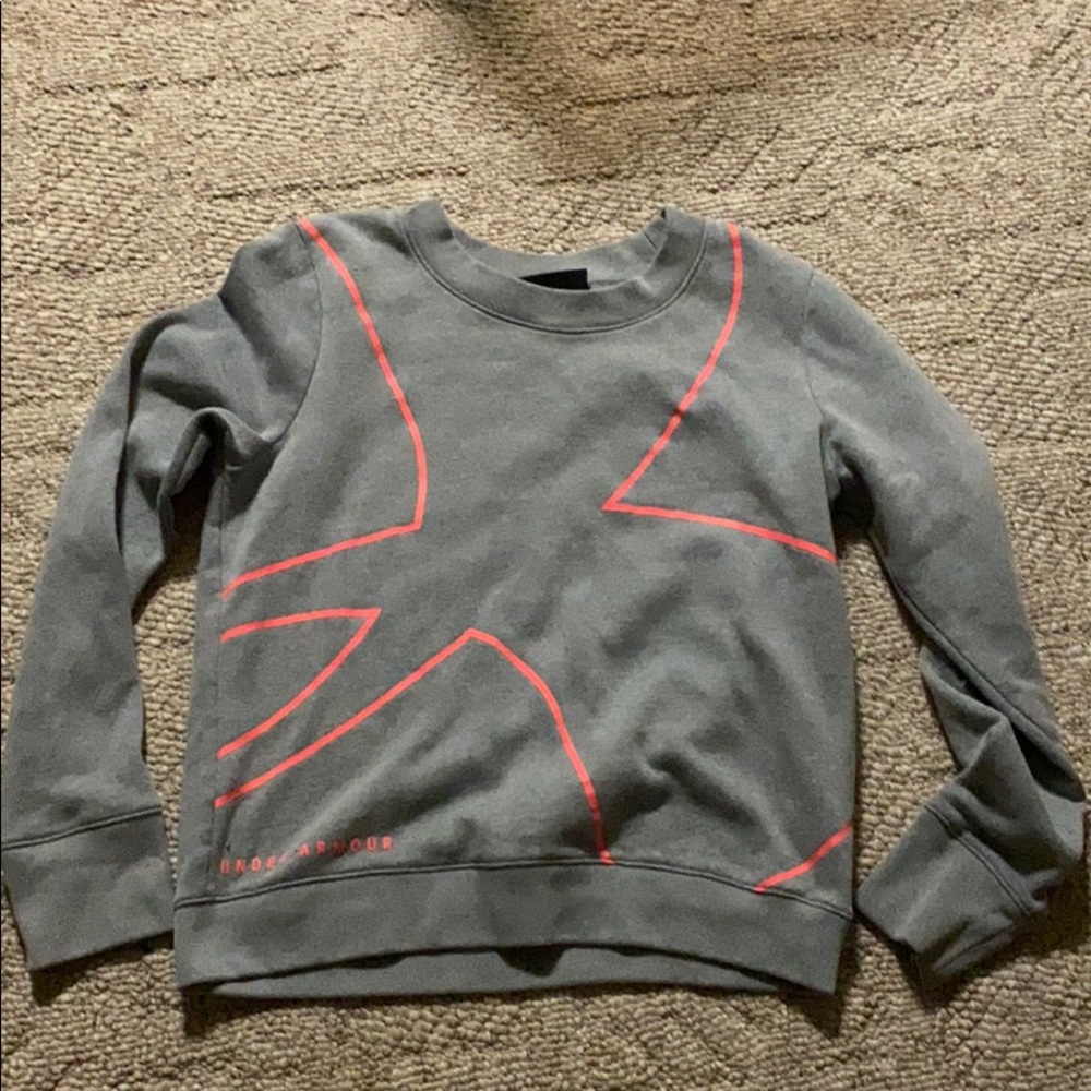 Under Armour  crew neck
